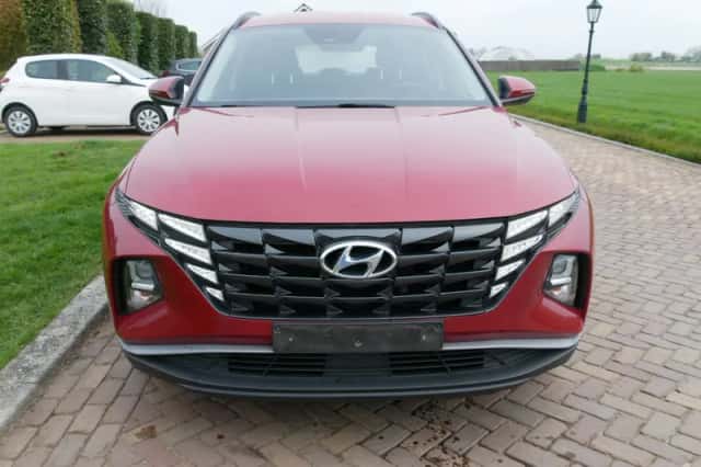 Hyundai Tucson (2023) thumbnail 3