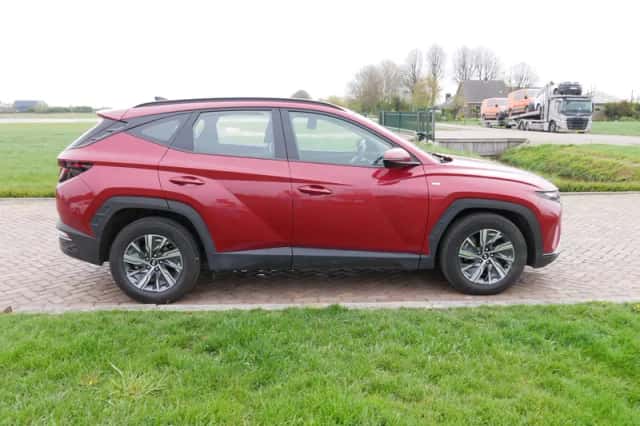 Hyundai Tucson (2023) thumbnail 6