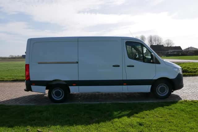 Mercedes-Benz Sprinter (2021) thumbnail 6