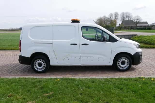 Peugeot Partner (2020) thumbnail 6