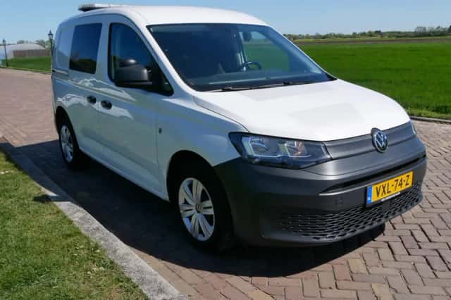 Volkswagen Caddy (2023) thumbnail 1