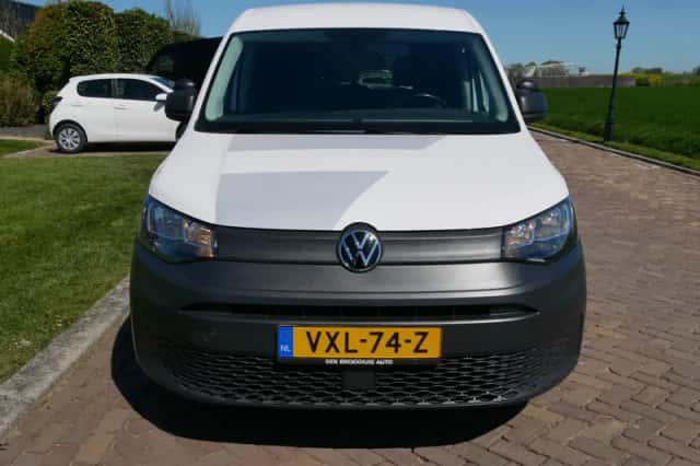 Volkswagen Caddy (2023) thumbnail 3