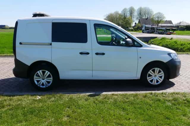 Volkswagen Caddy (2023) thumbnail 6