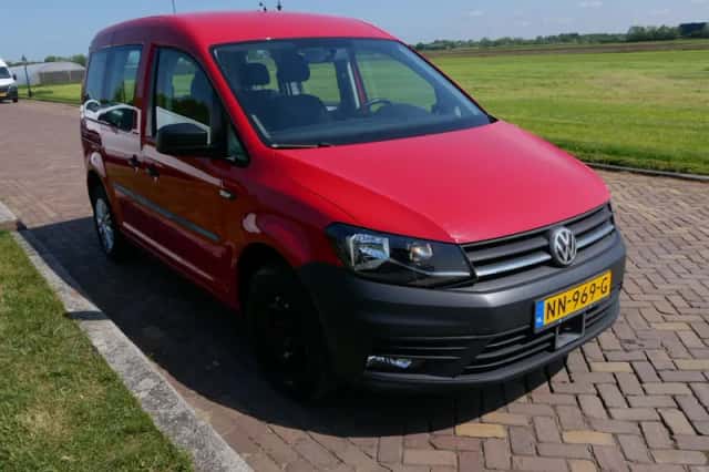 Volkswagen Caddy (2017) thumbnail 1