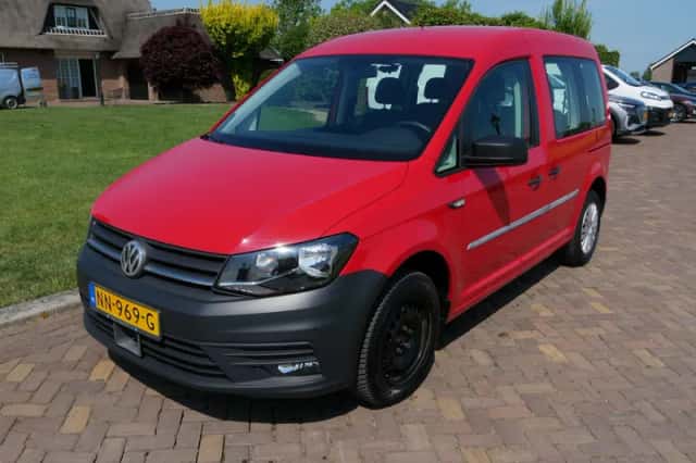 Volkswagen Caddy (2017) thumbnail 4