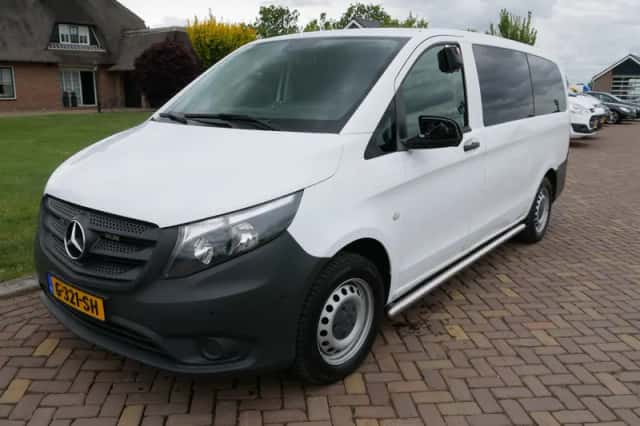Mercedes-Benz Vito (2020) thumbnail 4