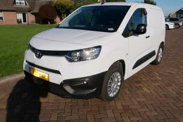 Toyota ProAce City (2024) thumbnail 5
