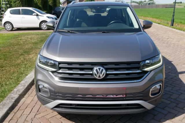 Volkswagen T-Cross (2020) thumbnail 3