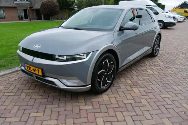 Hyundai Ioniq 5 (2022) thumbnail 5
