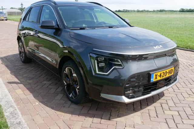 Kia Niro EV (2023) thumbnail 1