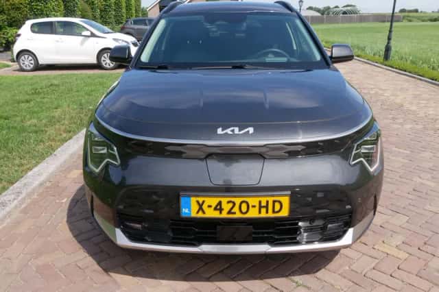 Kia Niro EV (2023) thumbnail 3