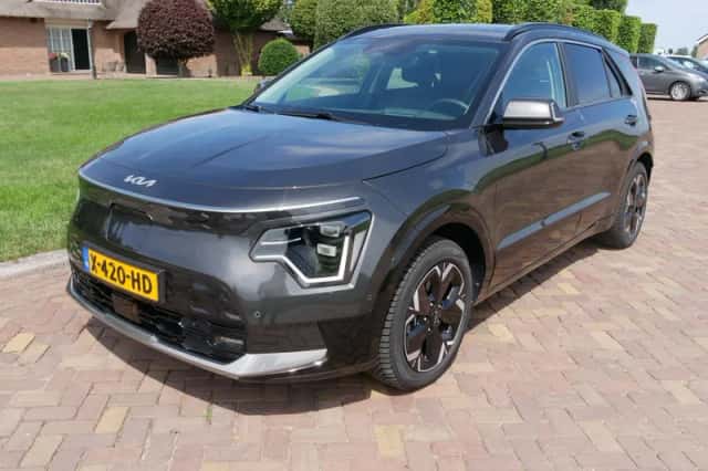 Kia Niro EV (2023) thumbnail 4