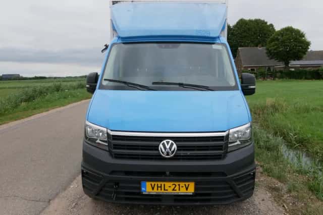 Volkswagen Crafter (2020) thumbnail 3