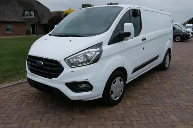 Ford Transit Custom (2023) thumbnail 4