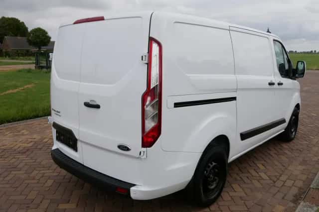 Ford Transit Custom (2023) thumbnail 6