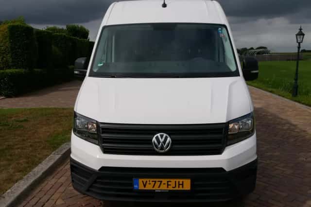 Volkswagen Crafter (2024) thumbnail 2