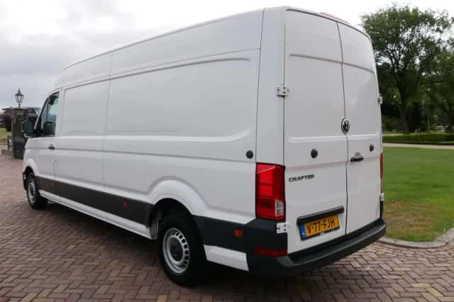 Volkswagen Crafter (2024) thumbnail 5