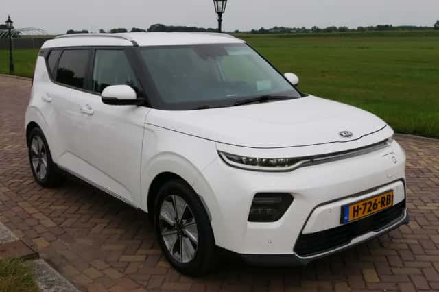 Kia Soul EV (2020) thumbnail 1