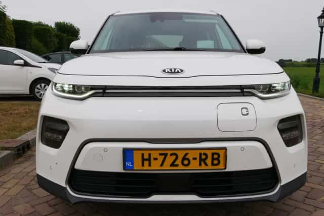 Kia Soul EV (2020) thumbnail 3