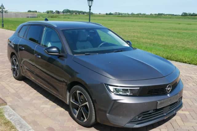 Opel Astra (2023) thumbnail 1