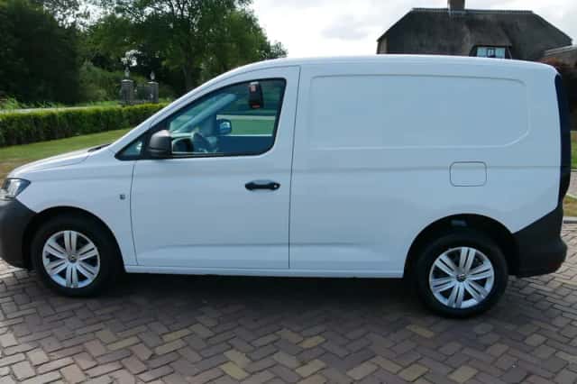 Volkswagen Caddy (2021) thumbnail 3