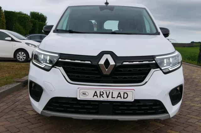 Renault Kangoo (2023) thumbnail 3