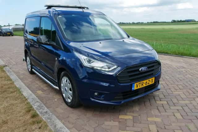 Ford Transit Connect (2023) thumbnail 1