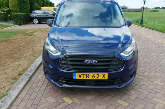 Ford Transit Connect (2023) thumbnail 3