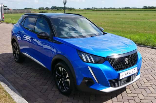 Peugeot 2008 (2021) thumbnail 1