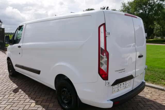 Ford Transit Custom (2023) thumbnail 6