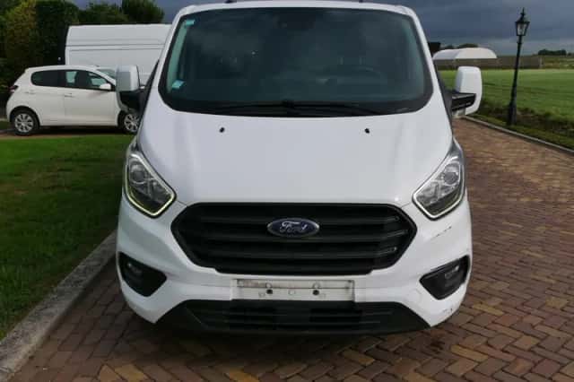 Ford Transit Custom (2023) thumbnail 3