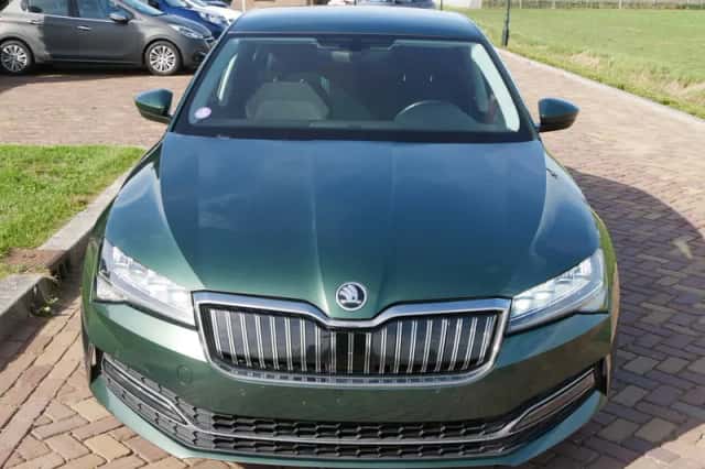 Škoda Superb (2020) thumbnail 2