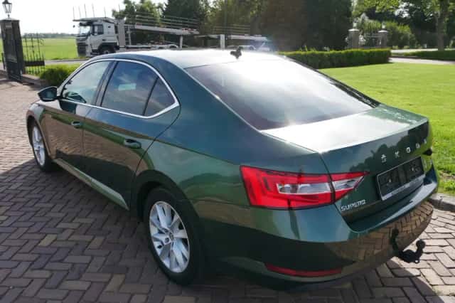 Škoda Superb (2020) thumbnail 6