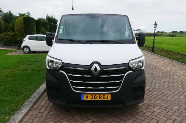 Renault Master (2022) thumbnail 3