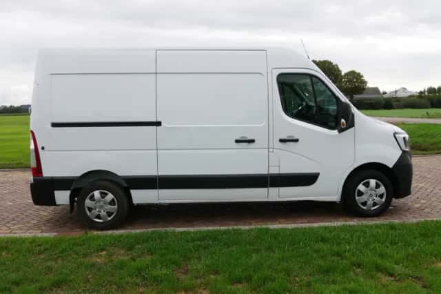Renault Master (2022) thumbnail 6