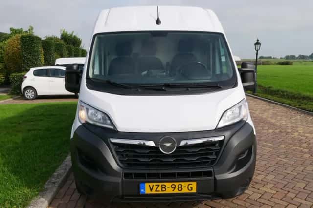 Opel Movano (2023) thumbnail 3