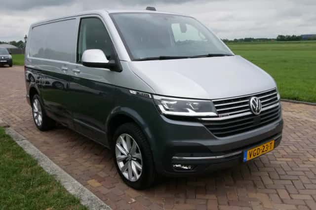Volkswagen Transporter (2020) thumbnail 1