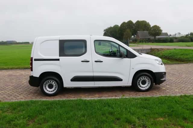 Toyota ProAce City (2024) thumbnail 6