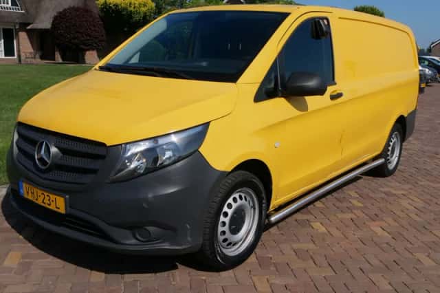 Mercedes-Benz eVito (2020) thumbnail 4