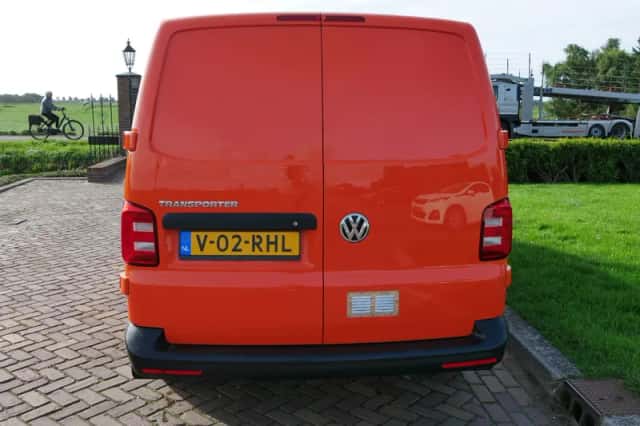 Volkswagen Transporter (2019) thumbnail 5