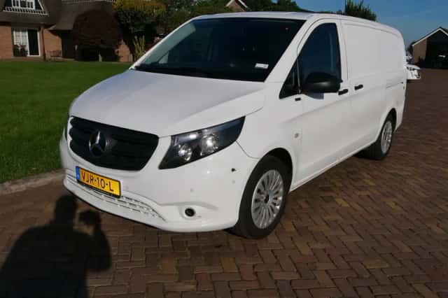 Mercedes-Benz Vito (2021) thumbnail 4