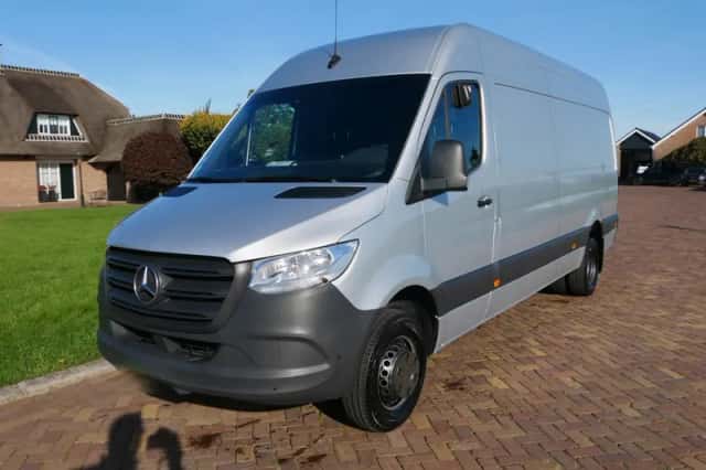 Mercedes-Benz Sprinter (2021) thumbnail 4