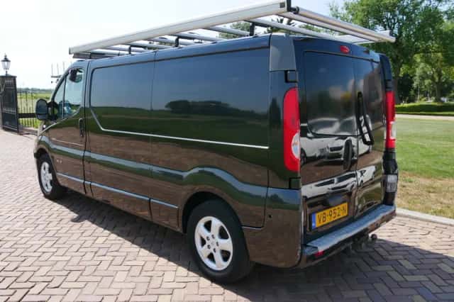 Renault Trafic (2013) thumbnail 5