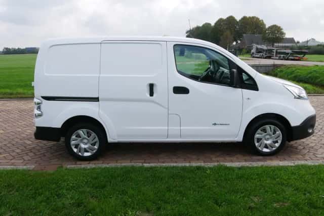 Nissan e-NV200 Van (2021) thumbnail 6