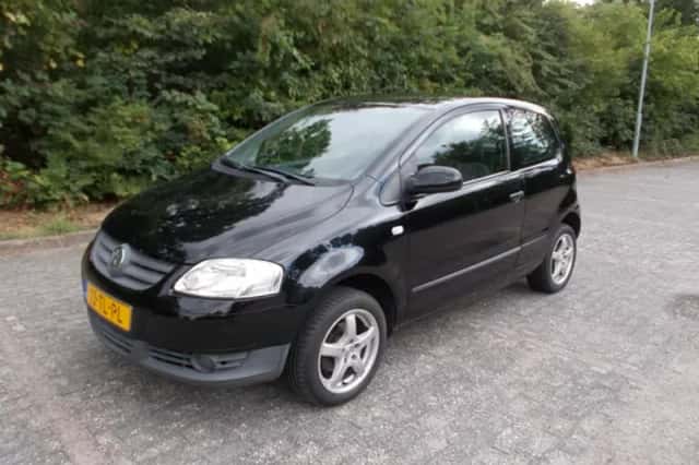 Volkswagen Fox (2007) thumbnail 1