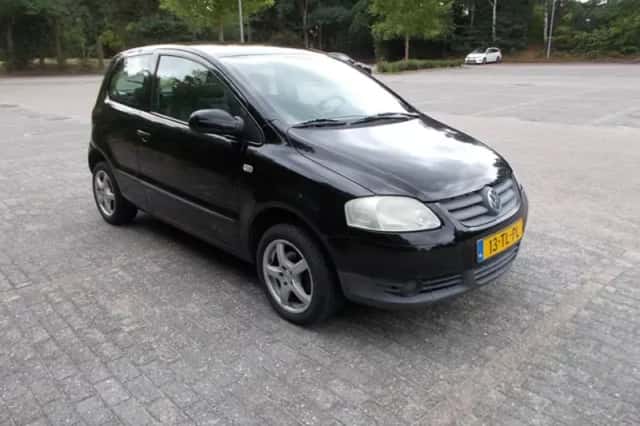 Volkswagen Fox (2007) thumbnail 4