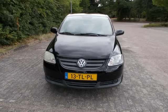 Volkswagen Fox (2007) thumbnail 5