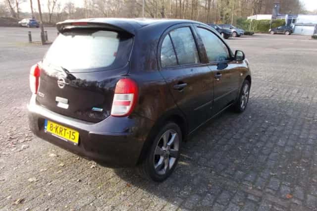 Nissan Micra (2013) thumbnail 3
