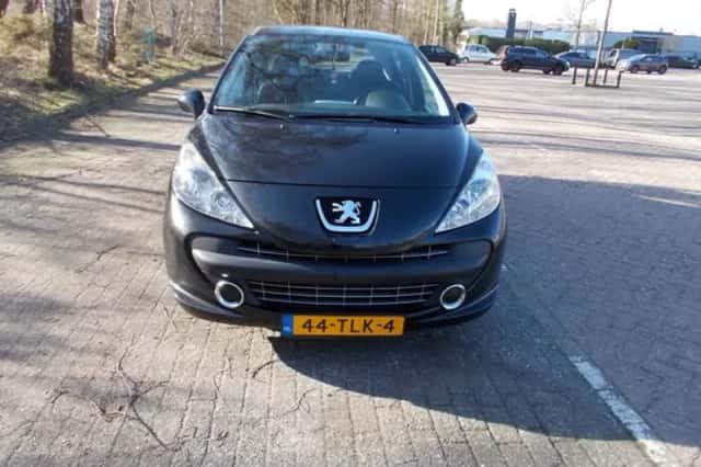 Peugeot 207 (2012) thumbnail 3