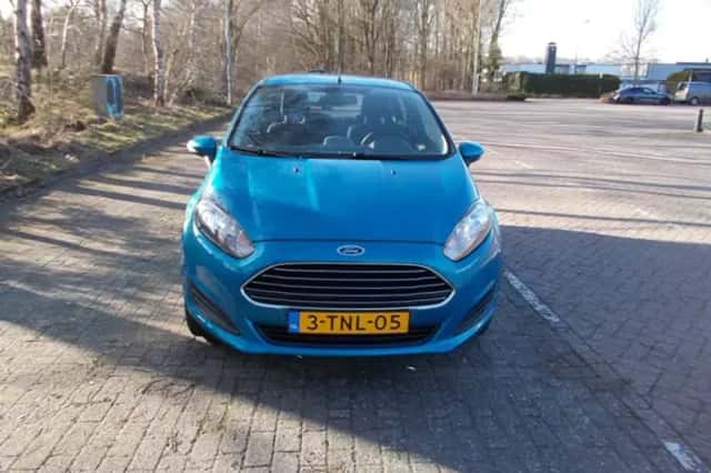 Ford Fiesta (2014) thumbnail 5
